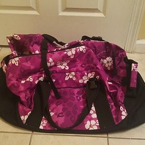 L.L. Bean extra large duffle bag suitcase